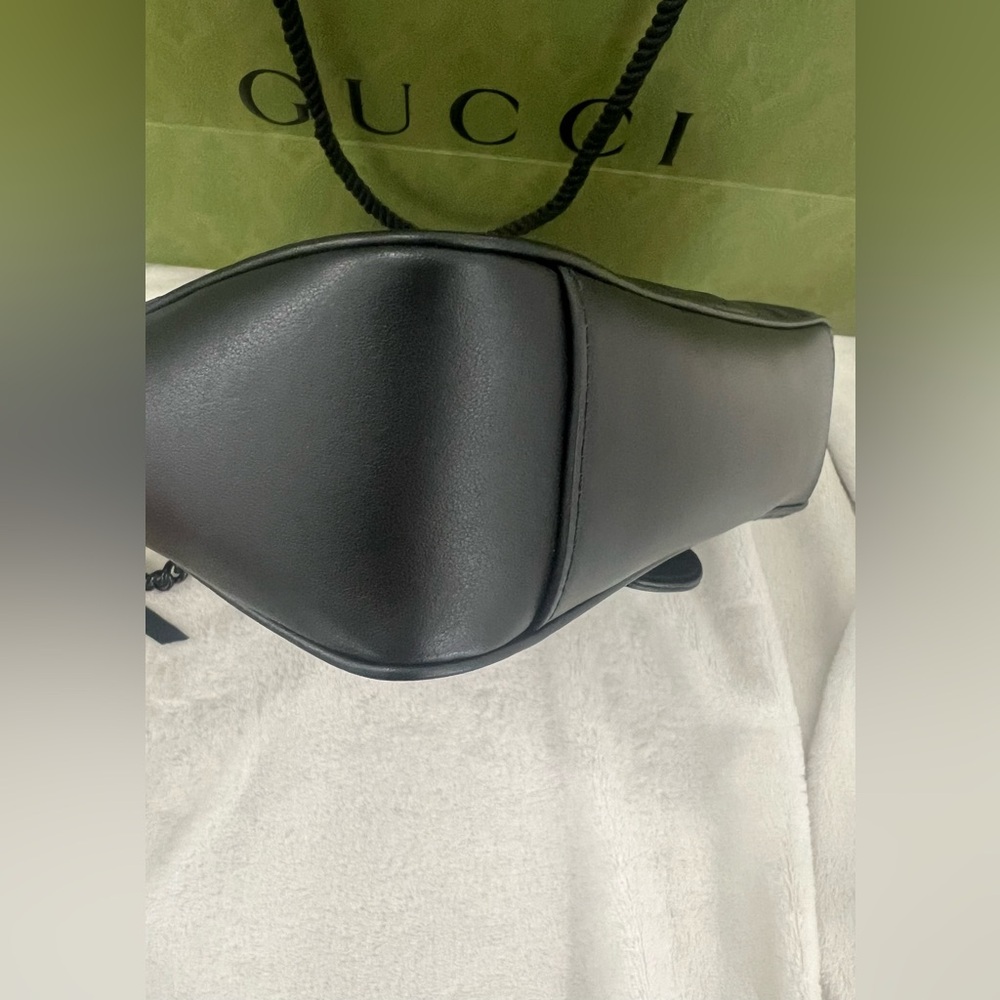 GG Marmont small shoulder bag black on black excellent condition - Picture 6 of 13